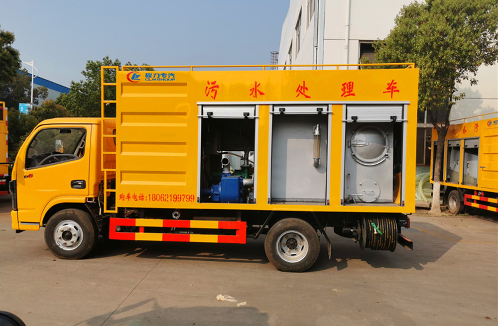 宁海路污水分离车