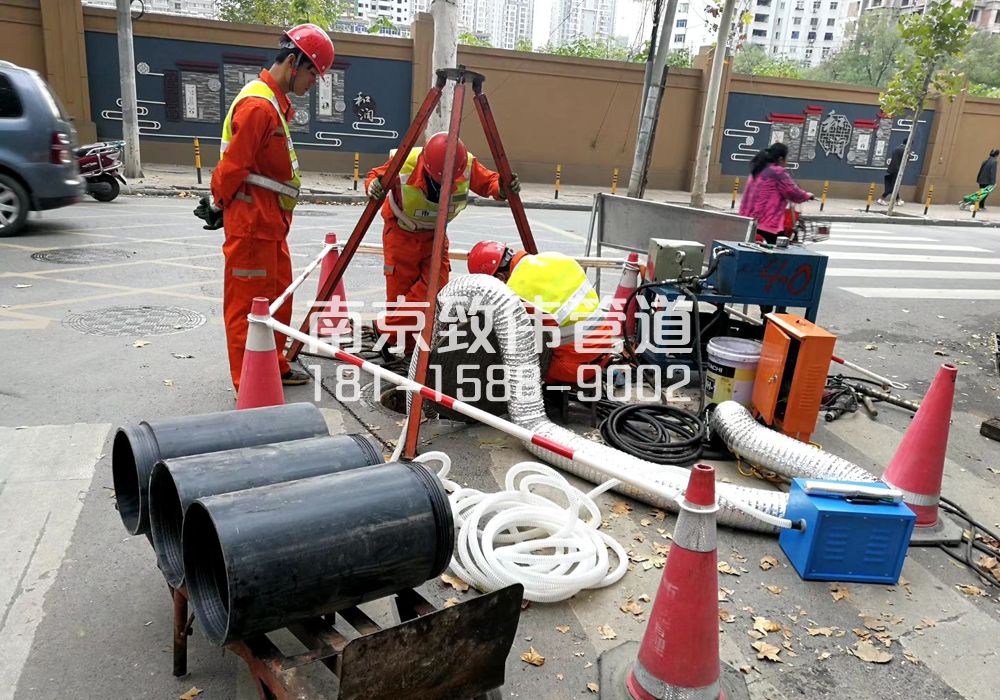 宁海路顶管置换管道
